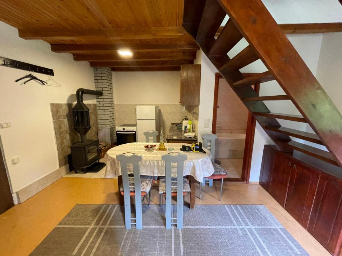 Vikendica Na Sokolini Villa Gornja Koprivna Eksteriør bilde